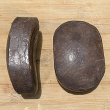 Load image into Gallery viewer, Diwatang Maria Cacao Oatmeal, Shea Butter, Aloe Vera Soap 135g