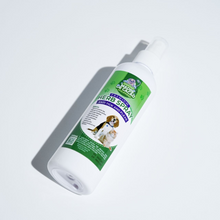 Load image into Gallery viewer, Madre De Cacao PH Premium Pet Herb Spray Anti Tick and Fleas Formula