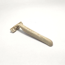 Load image into Gallery viewer, Eco-Friendly Wheat Razor Disposable Safety Razor with Wheat Handles by Project Refill PH
