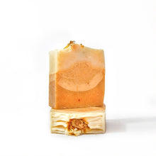 Load image into Gallery viewer, Arka Naturals Turmeric and Oats Natural Handcrafted Artisanal Soap | Scented 140g
